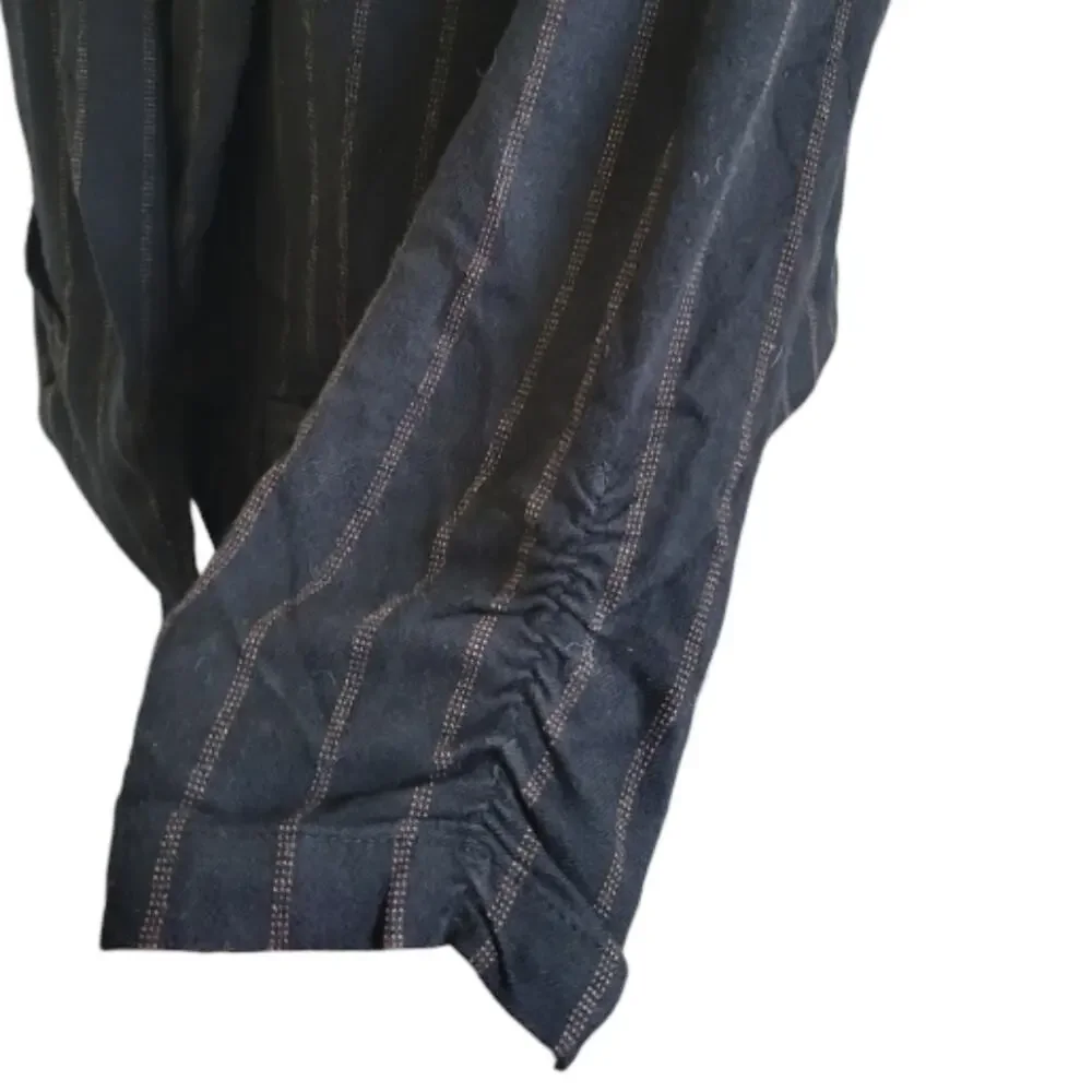 Torrid Pinstripe Crop Blazer Jacket 00 (Equiv Size 8 or M/L) Black Soft